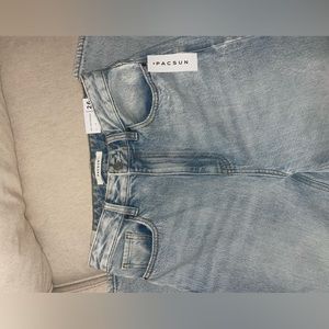 Pacsun 90s boyfriend straight leg denim pants. NEVER WORN